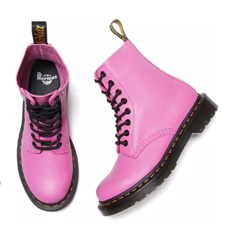 Dr. Martens 1460 Women's Pascal Virginia Leather Boots Thrift Pink sz 6